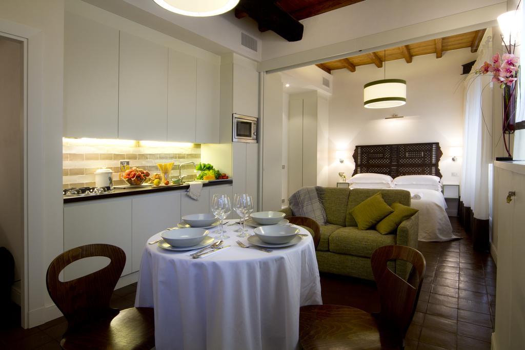 La Gensola In Trastevere Lägenhet Rom